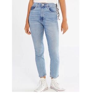 BDG High-rise Girlfriend Jeans Size 27